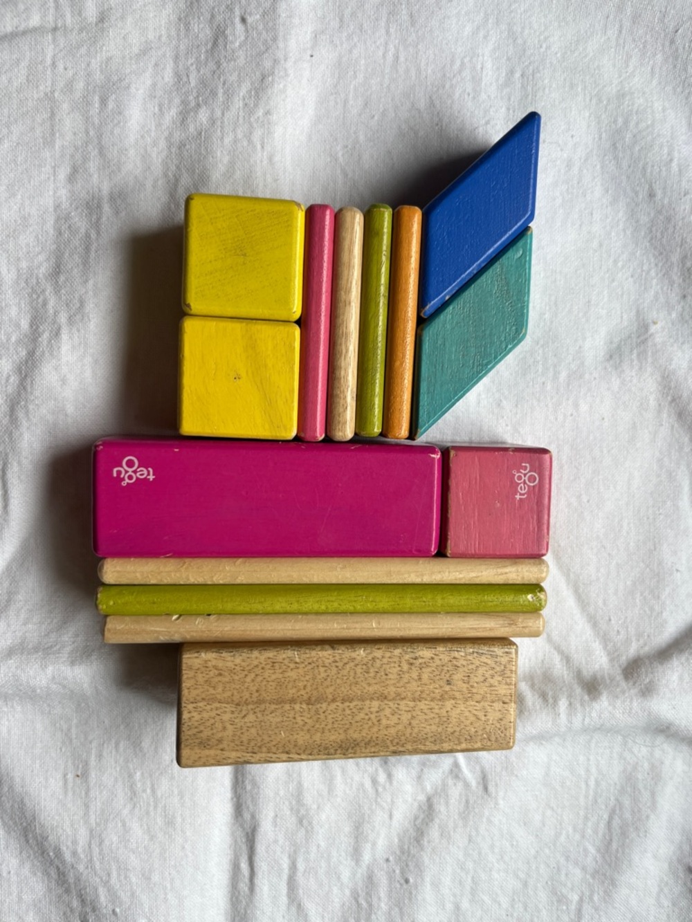 14 piece Tegu Blocks